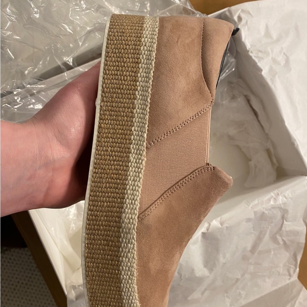 VINCE sneakers